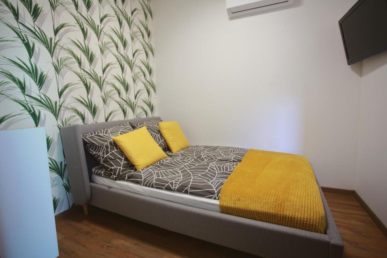 Szieszta Apartman Lägenhet Szeged Exteriör bild
